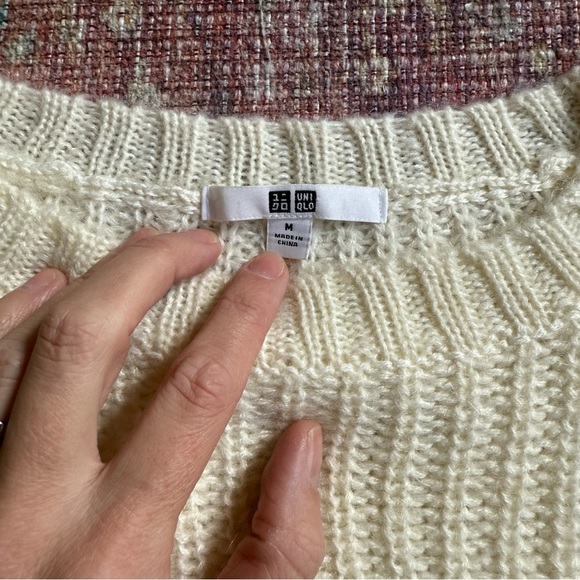 Uni Qlo Wool Mohair Acrylic Blend Cozy Cream Sweater Women’s medium - Picture 9 of 12